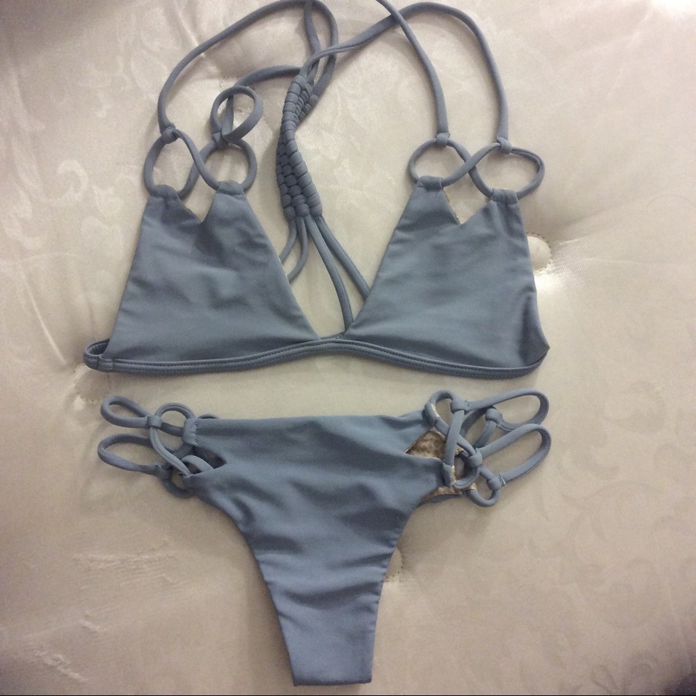 Acacia Sky Set